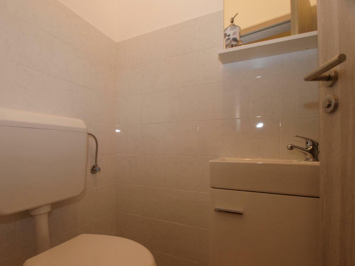 4 Stars Apartments-Pikula Fazana Bagian luar foto